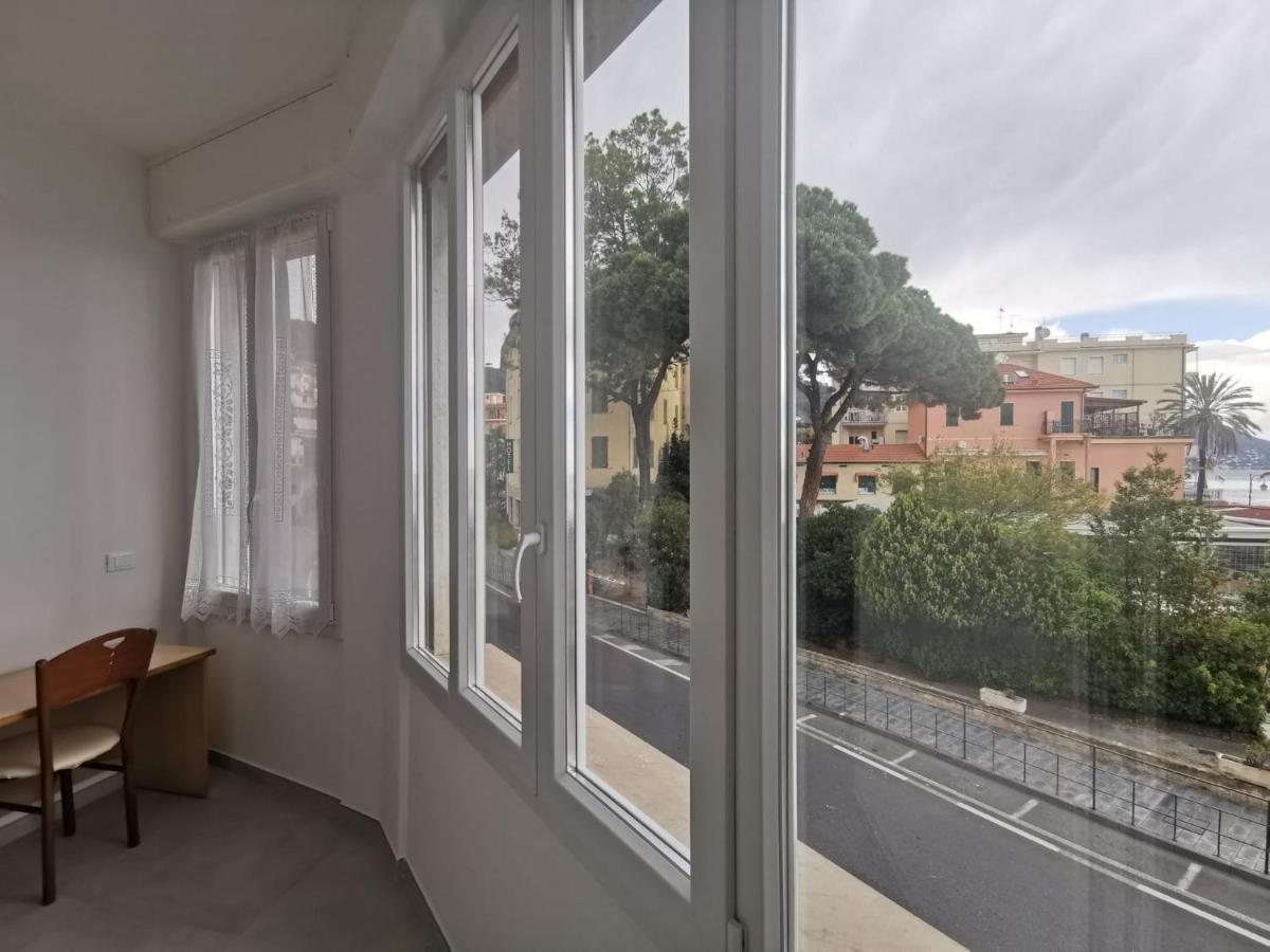 Affittacamere Montecarlo Laigueglia Exterior foto